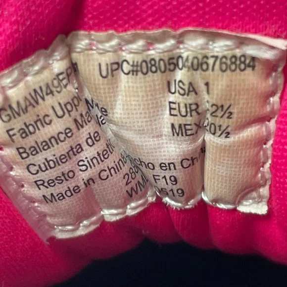 Girls Size 1 Pink Black Sneaker White Sole - Picture 5 of 5